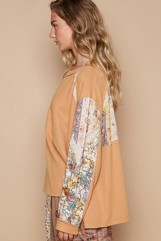 Boho Patchwork Oversized Sweatshirt – Cozy Vintage-Inspired Pullover