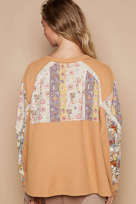 Boho Patchwork Oversized Sweatshirt – Cozy Vintage-Inspired Pullover