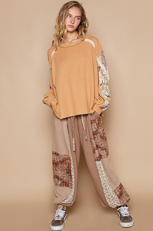 Boho Patchwork Oversized Sweatshirt – Cozy Vintage-Inspired Pullover