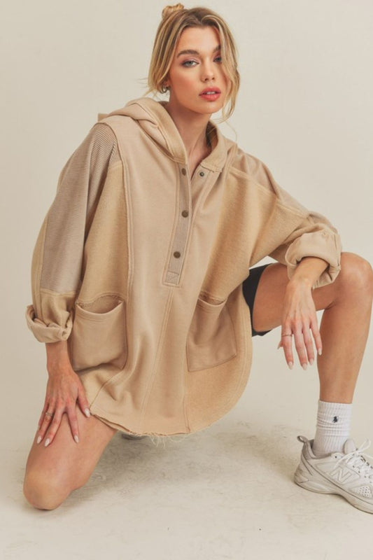 Oversized Beige Hoodie – Cozy Button-Up Pullover with Pockets